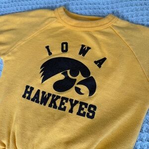 Vintage Iowa Hawkeyes Sweatshirt Kids 6 Third Street Sportswear Yellow Hawks